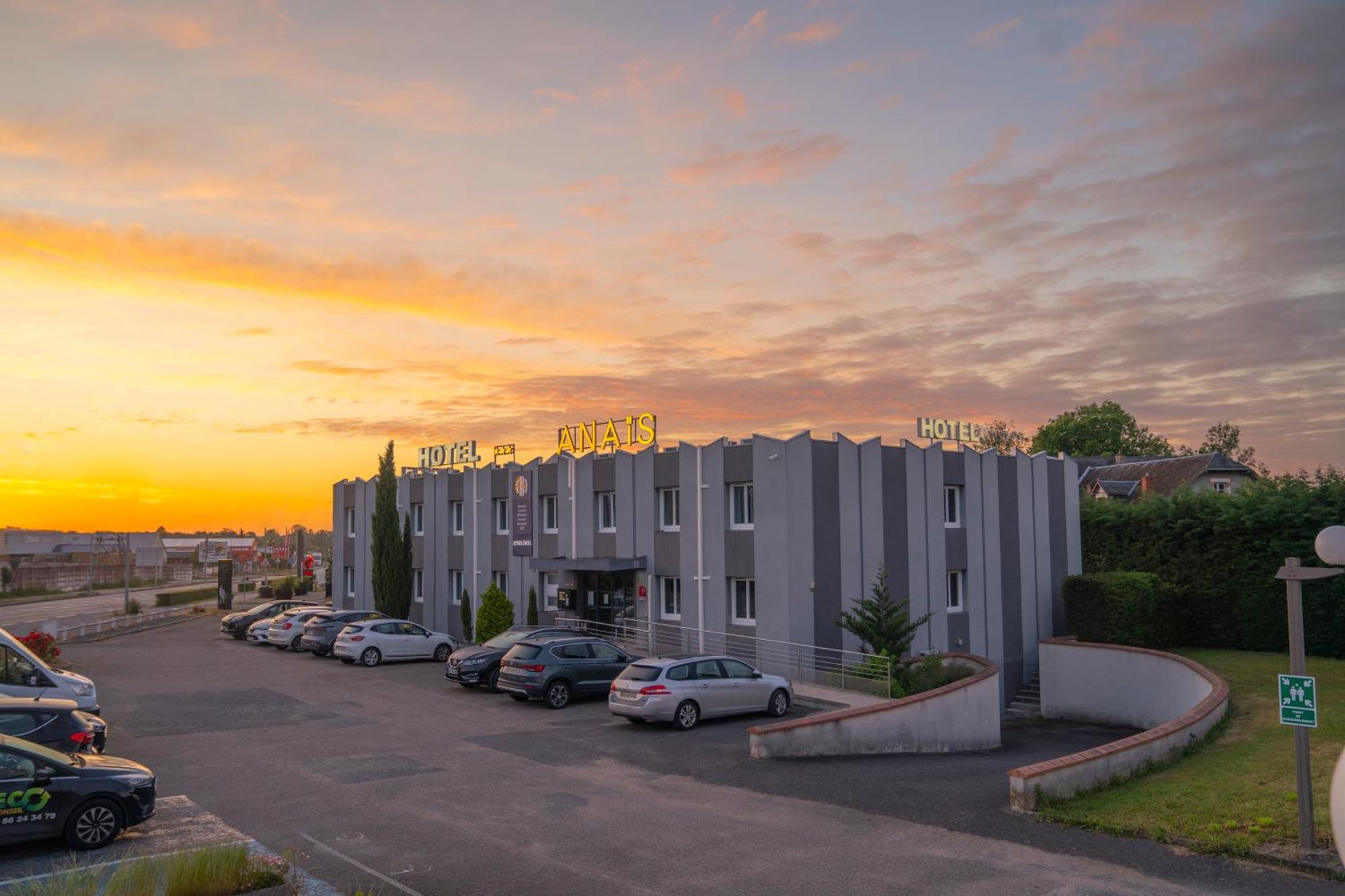 Anais Hotel Bourges Nord Saint-Doulchard Exterior foto