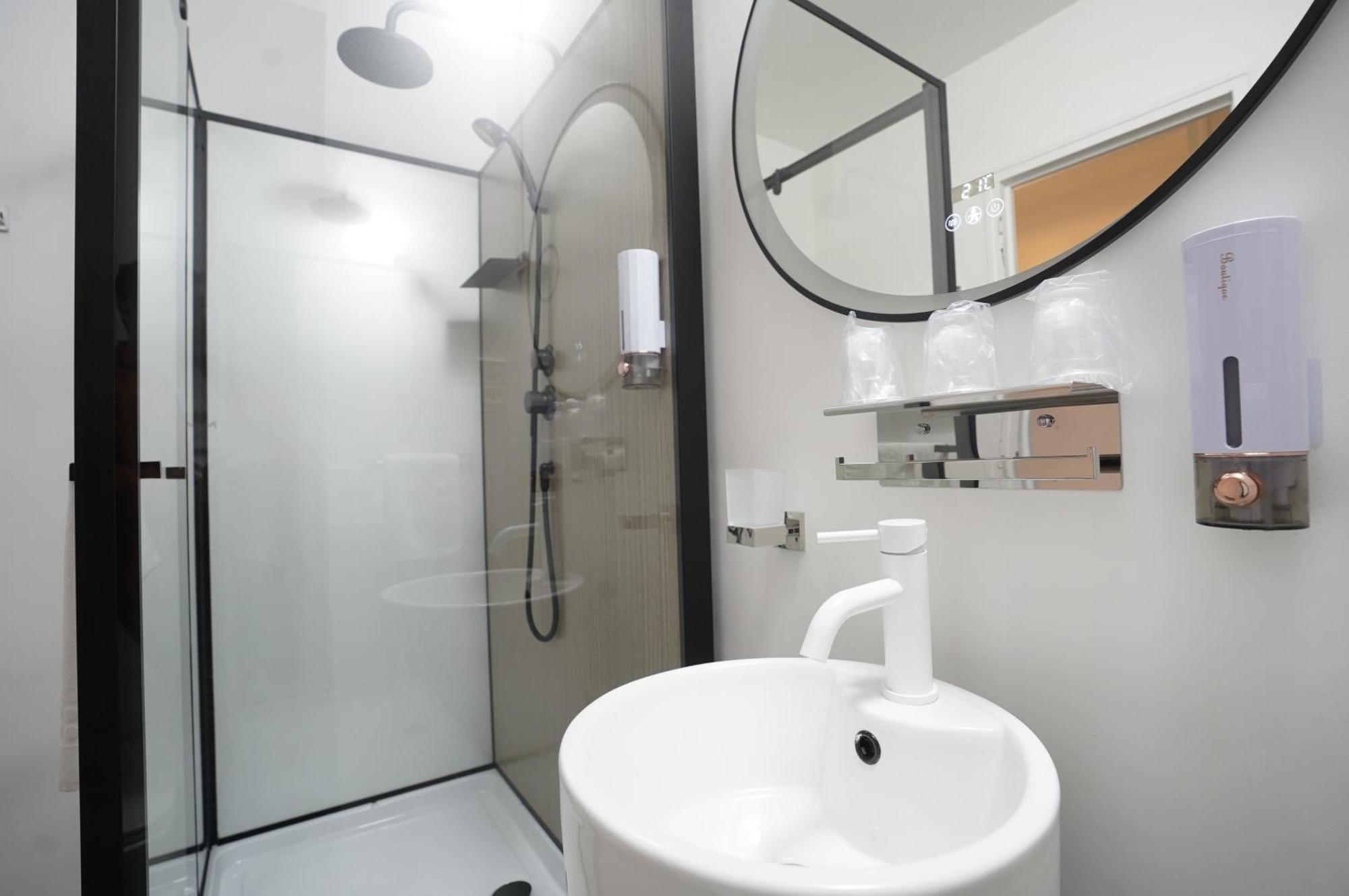 Anais Hotel Bourges Nord Saint-Doulchard Exterior foto